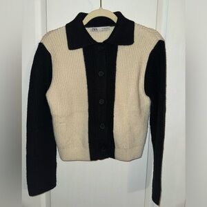 Zara Color Block Cream and Black Button Down Sweater Size Small